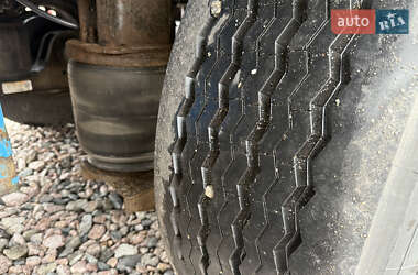 Тентований борт (штора) - напівпричіп Schwarzmuller SPA-3E 2013 в Києві