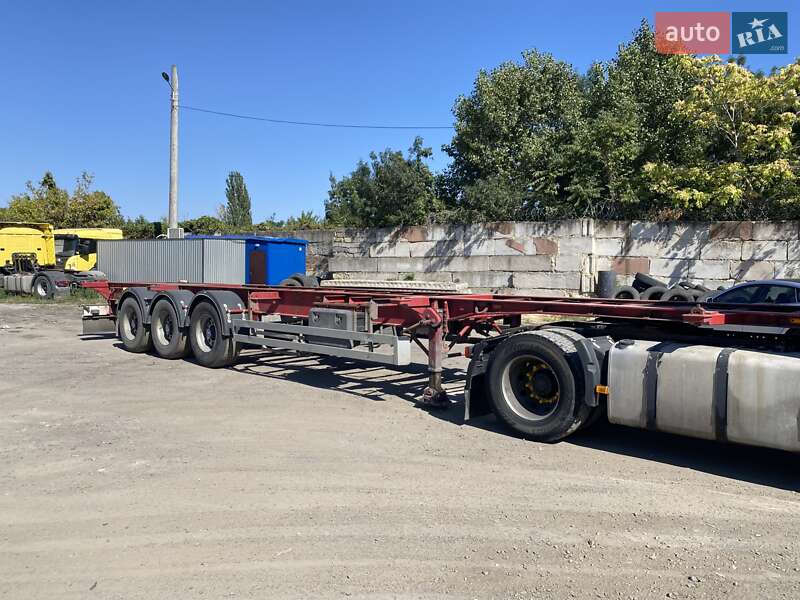 Контейнеровоз полуприцеп Schwarzmuller SPA-3E 2003 в Одессе