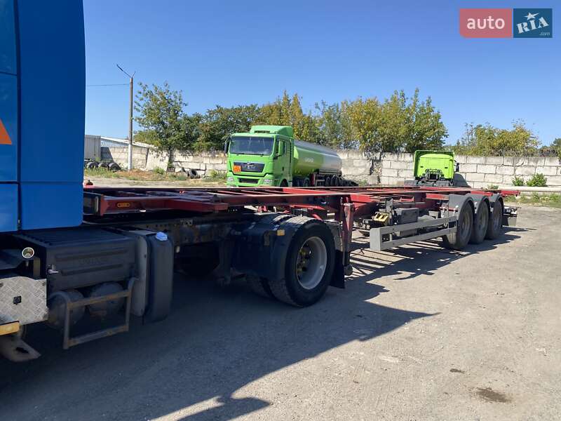 Контейнеровоз полуприцеп Schwarzmuller SPA-3E 2003 в Одессе