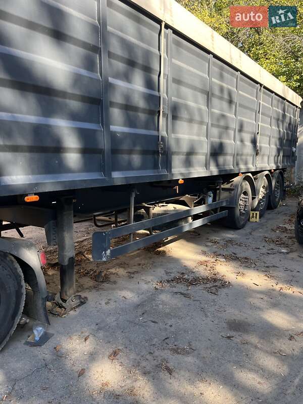 Контейнеровоз напівпричіп Schwarzmuller SPA-3E 2006 в Умані