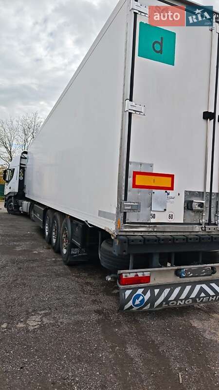 Рефрижератор Schwarzmuller SPA-3E 2006 в Иршаве