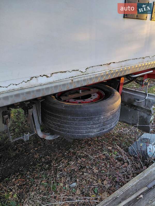 Рефрижератор Schwarzmuller SPA-3E 2002 в Тернополе