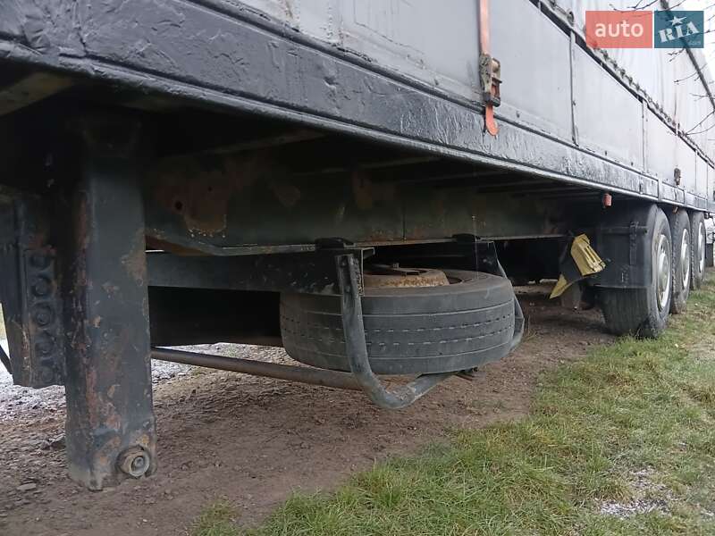 Зерновоз - полуприцеп Schwarzmuller SPA-3E 2001 в Ивановке