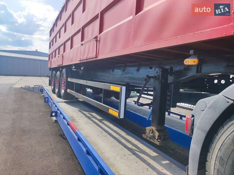 Зерновоз - полуприцеп Schwarzmuller SPA 2011 в Умани