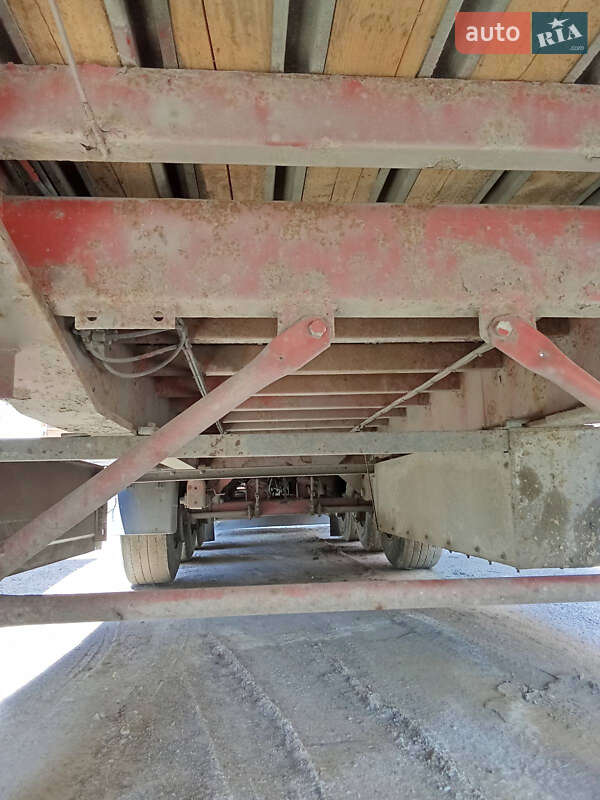 Тентований борт (штора) - напівпричіп Schwarzmuller SPA 2000 в Жидачові