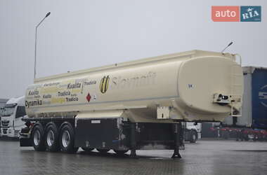 Цистерна полуприцеп Schwarzmuller TS 2004 в 