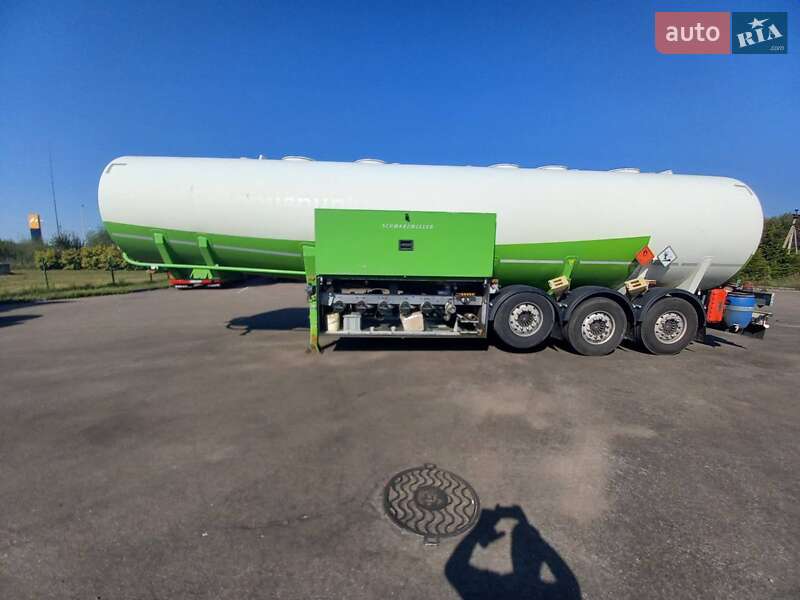 Schwarzmuller TS 2011 Schwarzmuller TS 2011