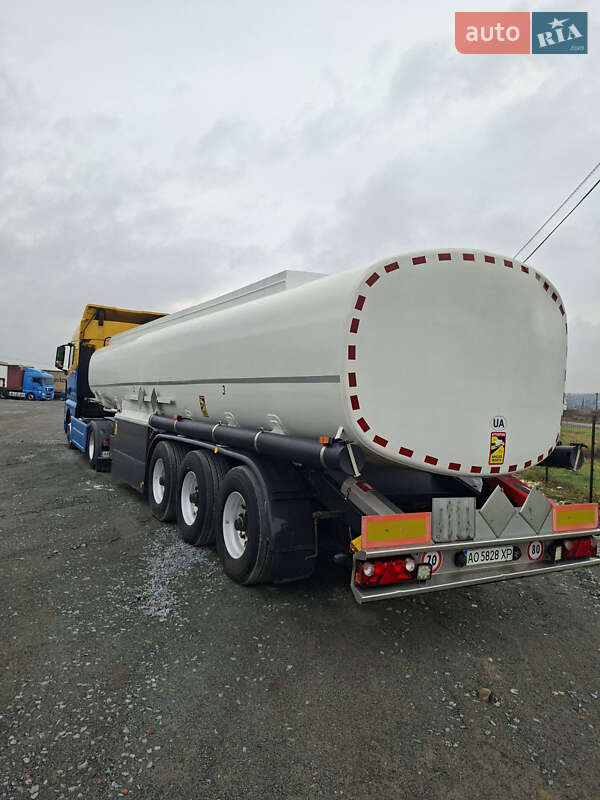 Цистерна полуприцеп Schwarzmuller TSL 1995 в Хмельницком фото Цистерна полуприцеп Schwarzmuller TSL 1995 в Хмельницком