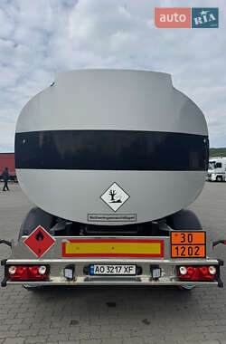 Цистерна Schwingenschlogel DST-30L/V2A 2004 в 