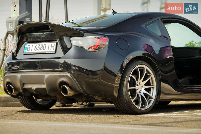 Купе Scion FR-S 2013 в Полтаве