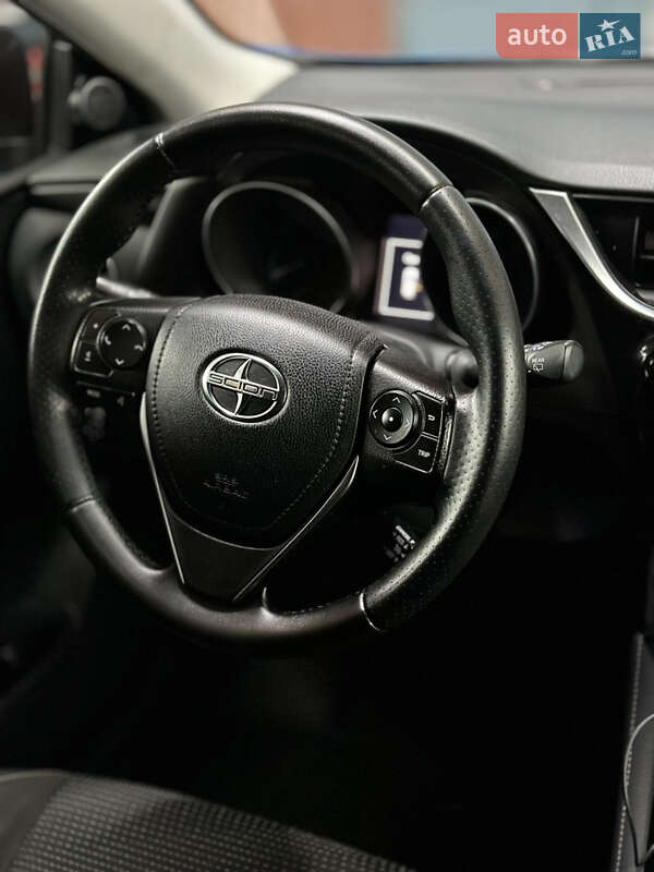 Хетчбек Scion iM 2015 в Києві