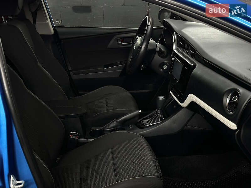 Хетчбек Scion iM 2015 в Києві
