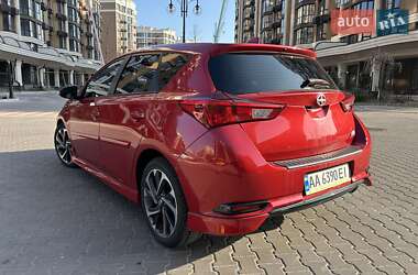 Хетчбек Scion iM 2015 в 