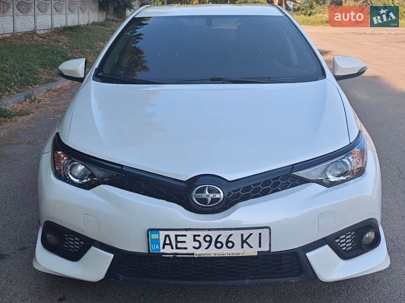 Хэтчбек Scion iM 2016 в Днепре