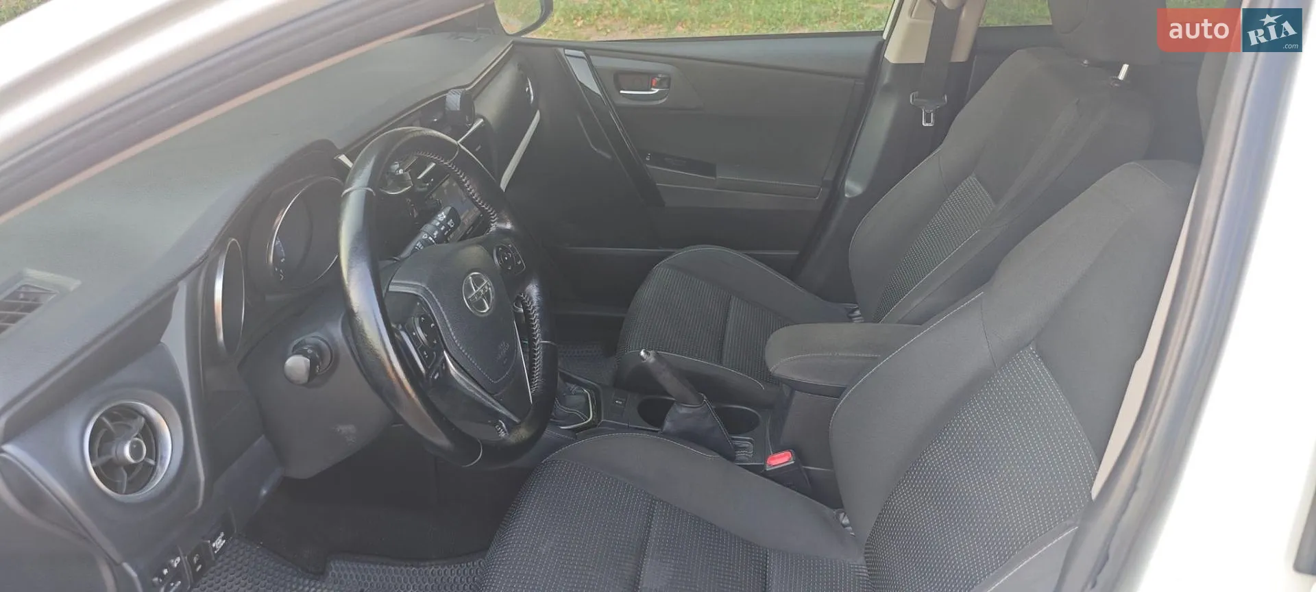 2016 Scion iM - мініатюра 11