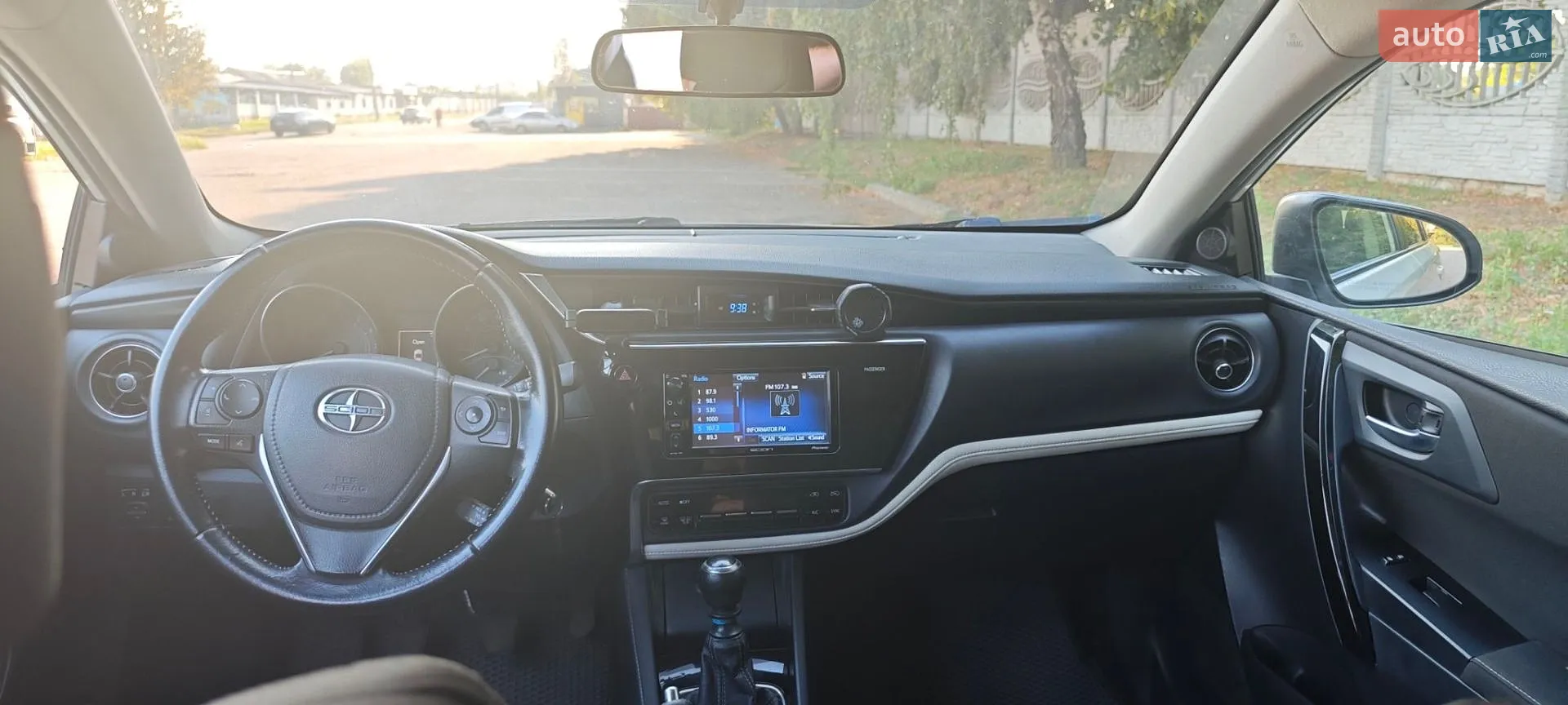 2016 Scion iM - мініатюра 12