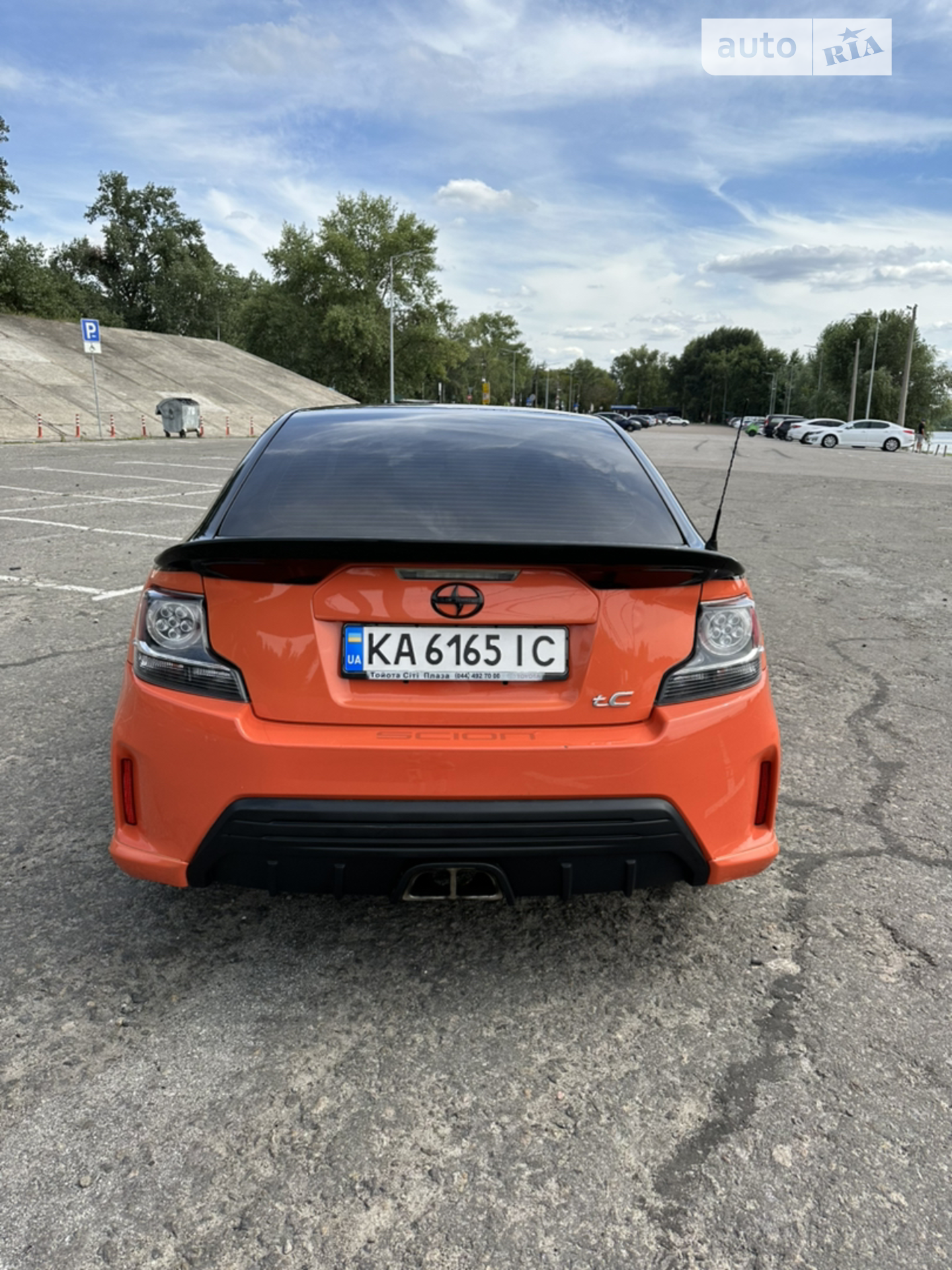 2014 Scion tC - мініатюра 5