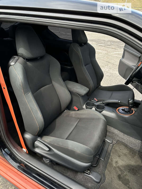 Купе Scion tC 2014 в Києві