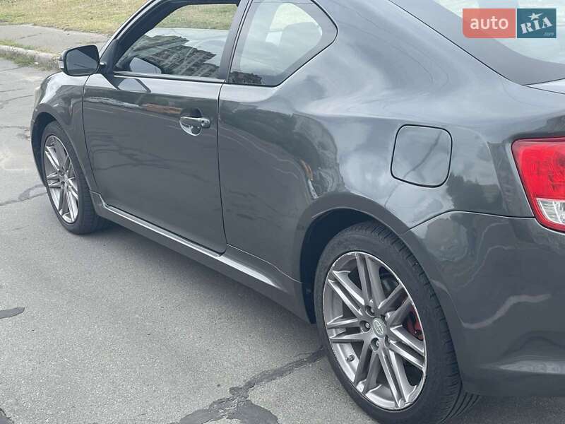 Купе Scion tC 2011 в Києві