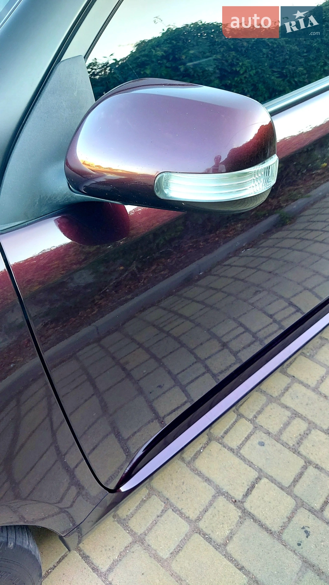 2011 Scion tC - мініатюра 41