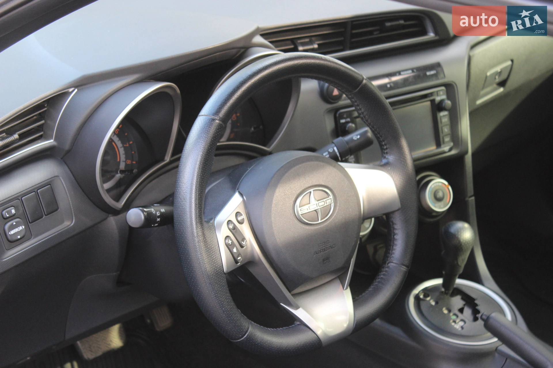 2012 Scion tC - мініатюра 14