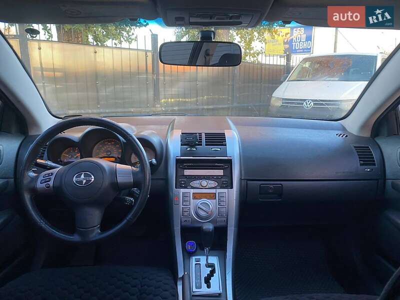 Купе Scion tC 2005 в Киеве