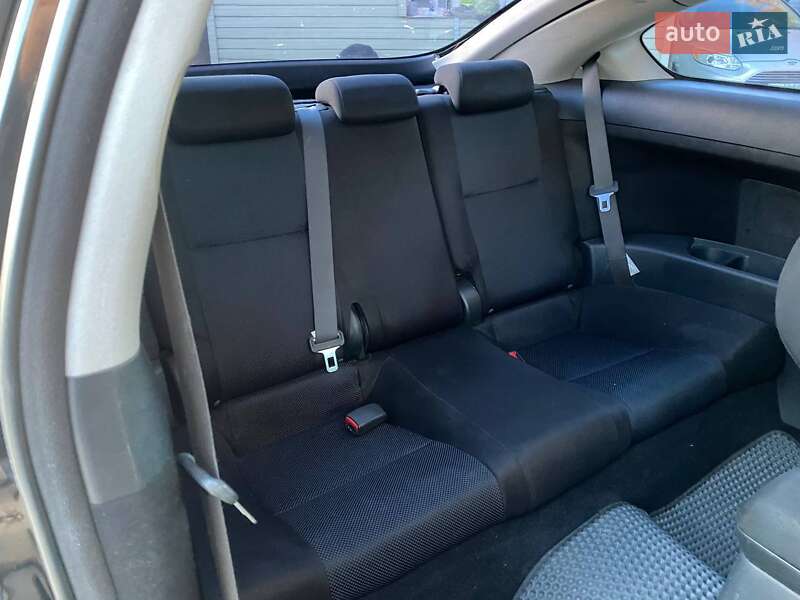 Купе Scion tC 2005 в Киеве