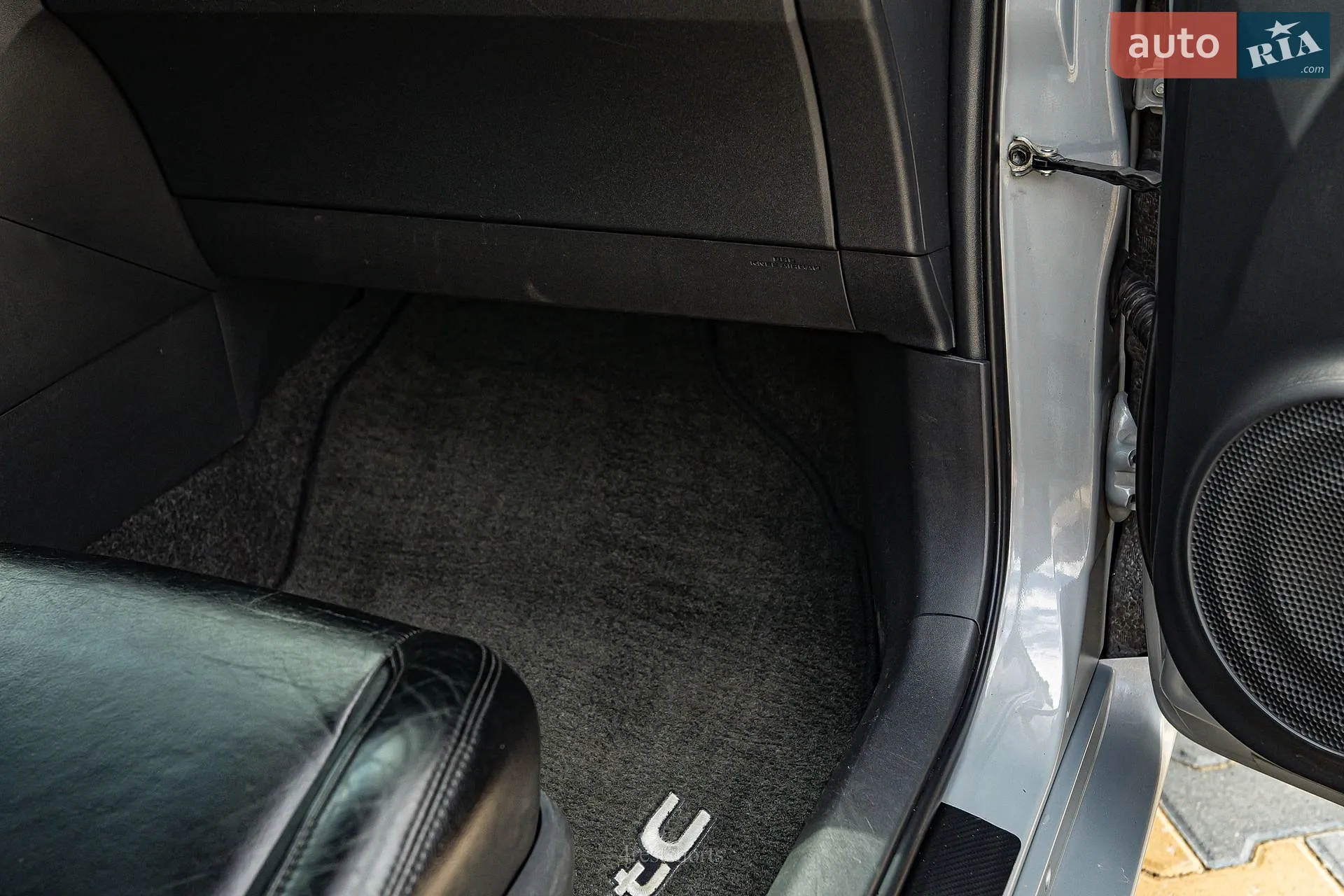 2010 Scion tC - мініатюра 27
