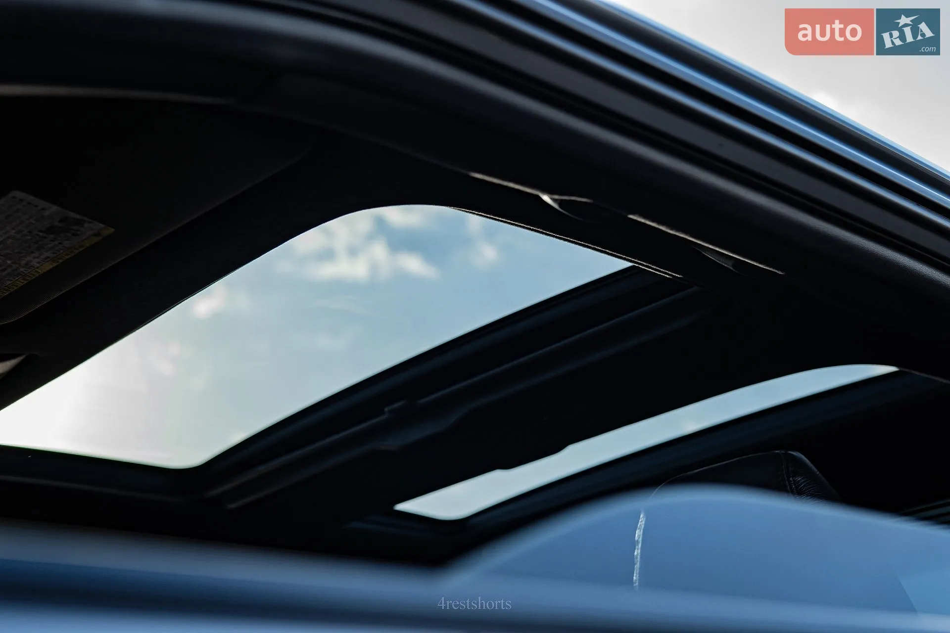 2010 Scion tC - мініатюра 11