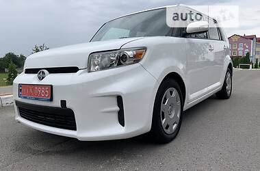 Универсал Scion xB 2011 в Киеве