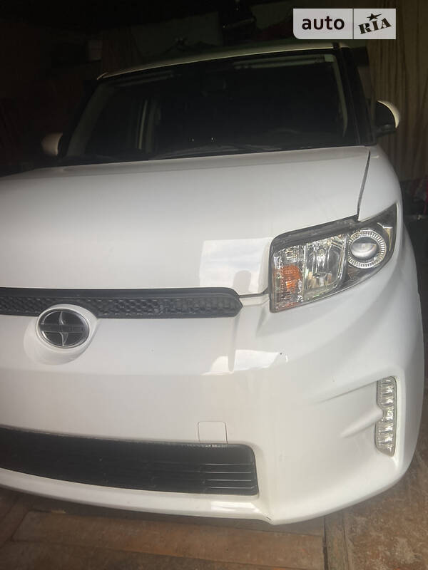 Хетчбек Scion xB 2015 в Києві