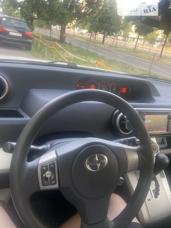 Хетчбек Scion xB 2015 в Києві