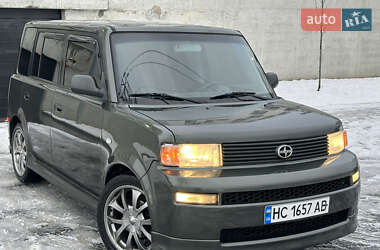 Седан Scion xB 2005 в Львові