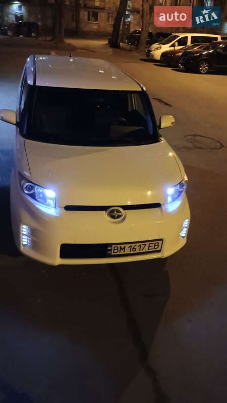 Хетчбек Scion xB 2015 в Києві