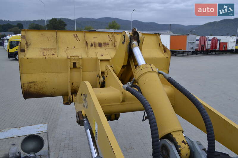 Фронтальный погрузчик SDLG LG 956L 2007 в Хусте
