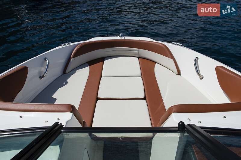 Катер Sea Ray SPX 210 OB 2022 в Киеве фото 5 Катер Sea Ray SPX 210 OB 2022 в Киеве