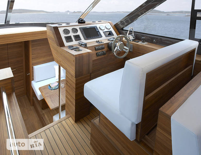 Моторная яхта SeaLine F46 2011 в Киеве
