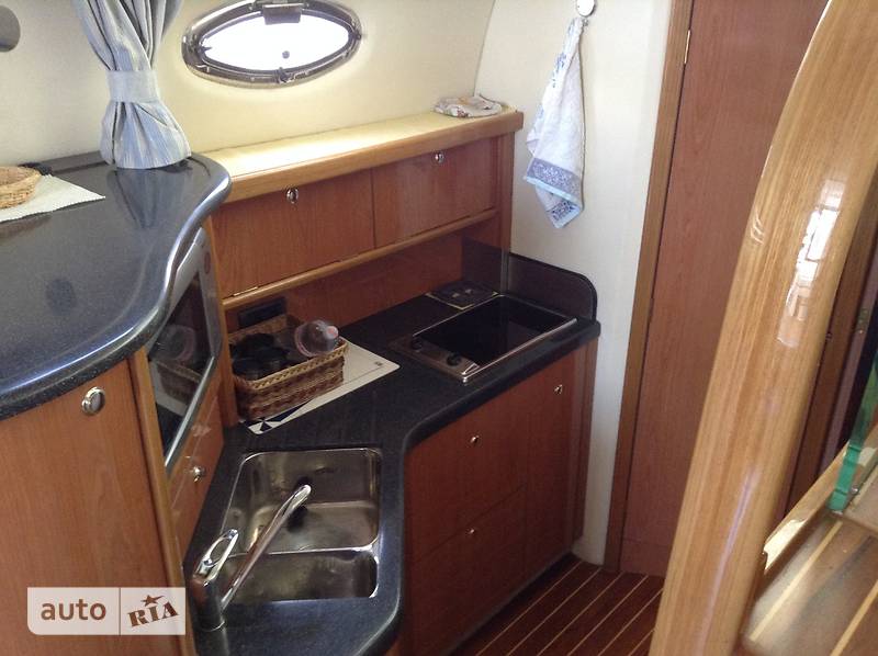 Моторна яхта SeaLine S37 2005 в Києві
