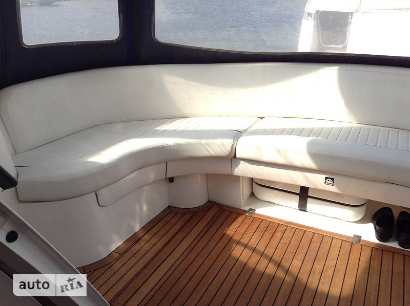 Моторна яхта SeaLine S37 2005 в Києві