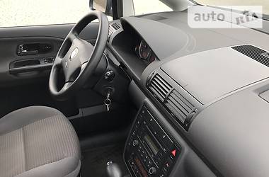 Минивэн SEAT Alhambra 2008 в 