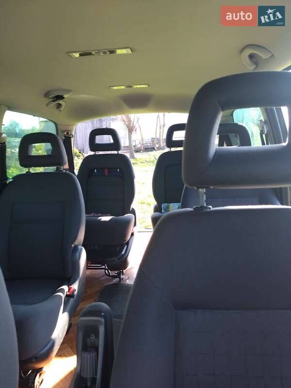 Минивэн SEAT Alhambra 2007 в Дубно
