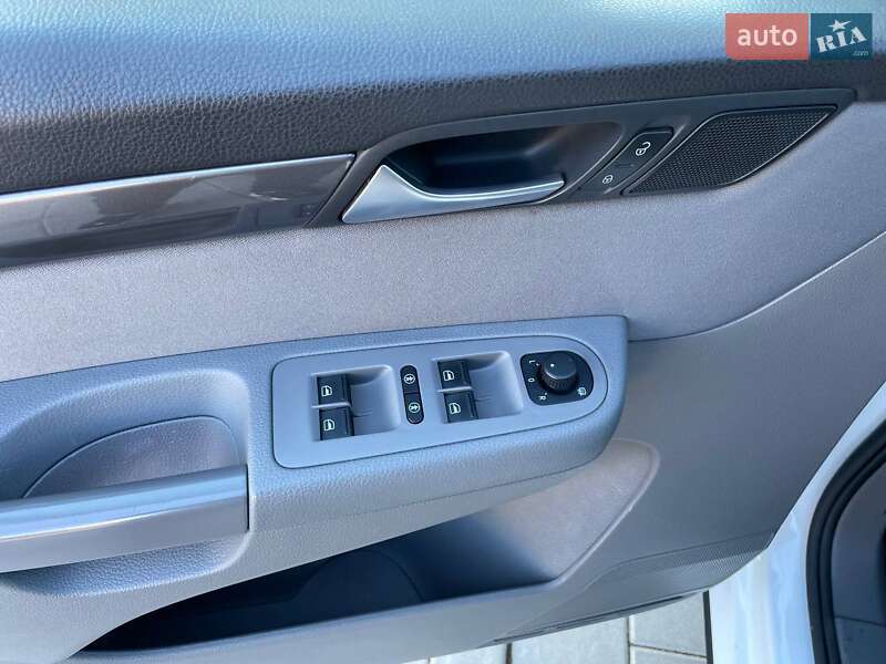 Минивэн SEAT Alhambra 2014 в Ивано-Франковске