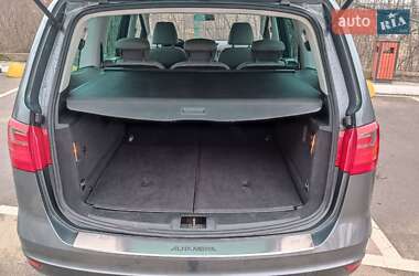 Минивэн SEAT Alhambra 2010 в Киеве