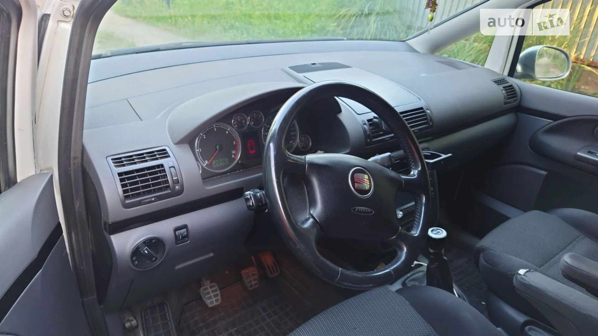 2010 SEAT Alhambra - мініатюра 9