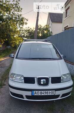 Минивэн SEAT Alhambra 2010 в 