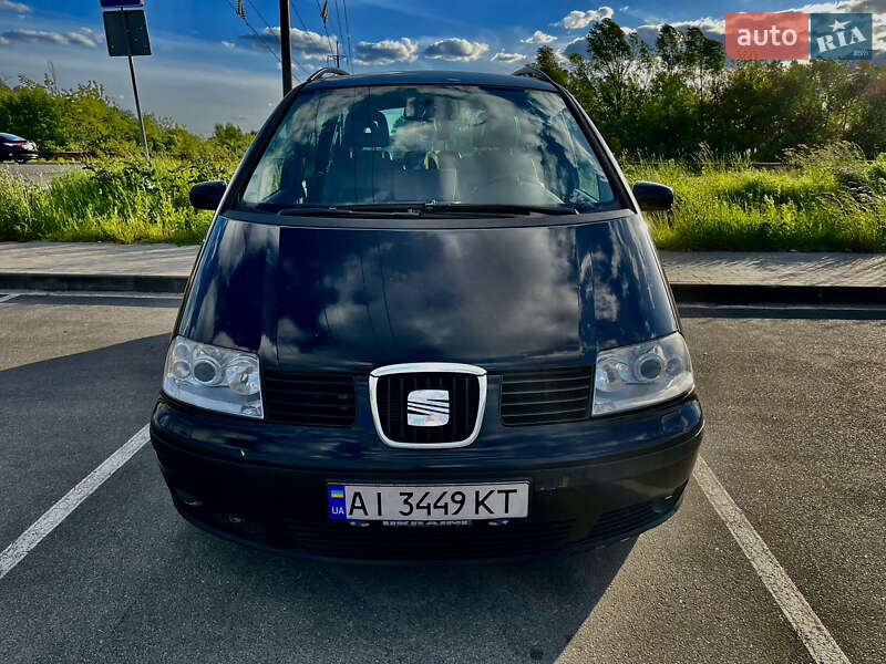 Минивэн SEAT Alhambra 2007 в Ирпене