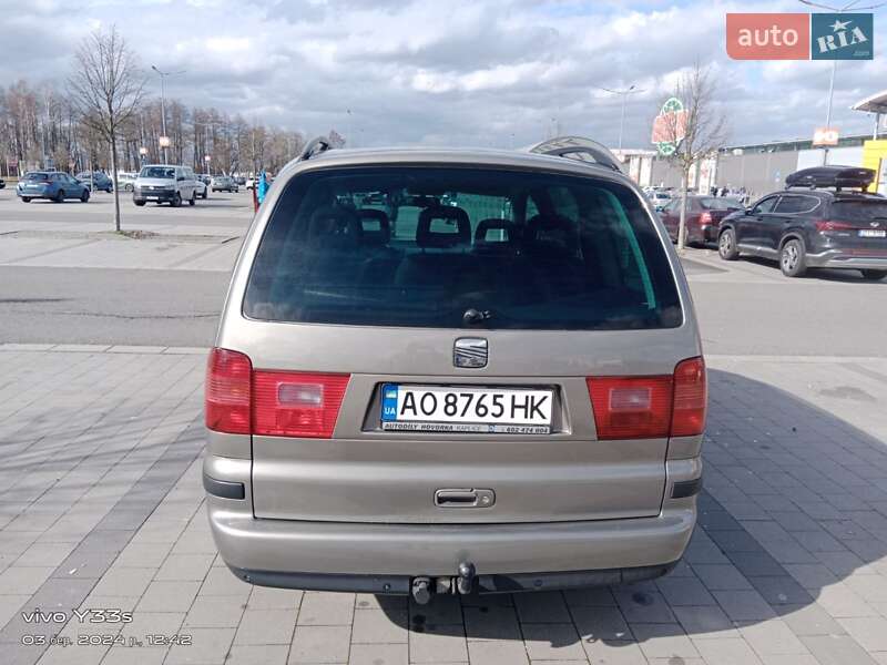 Минивэн SEAT Alhambra 2007 в Белках