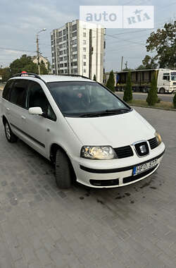 Мінівен SEAT Alhambra 2003 в Березному