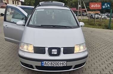 Минивэн SEAT Alhambra 2009 в 