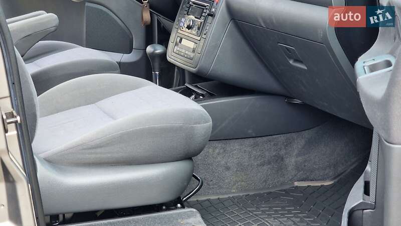 Мінівен SEAT Alhambra 2008 в Одесі